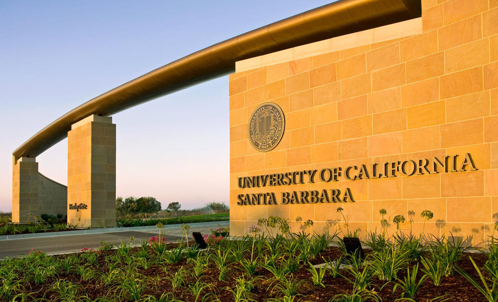 カリフォルニア大学サンタバーバラ校 University Of California Santa Barbara 入学と授業の情報