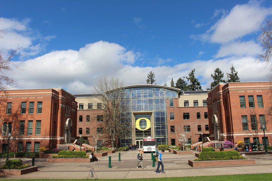 university of oregon travel office