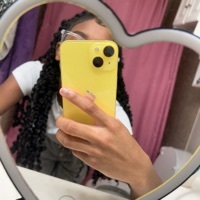 Zari Sanyeneh