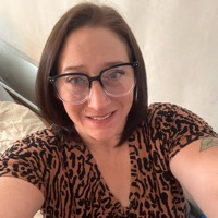 Nicole Hiller