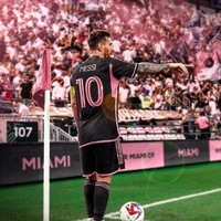 Michael Contreras