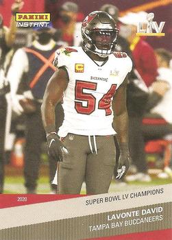 #21 Lavonte David