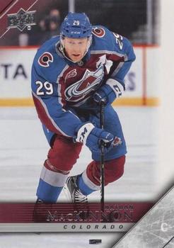 Nathan MacKinnon