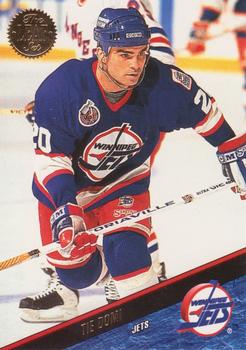 Tie Domi