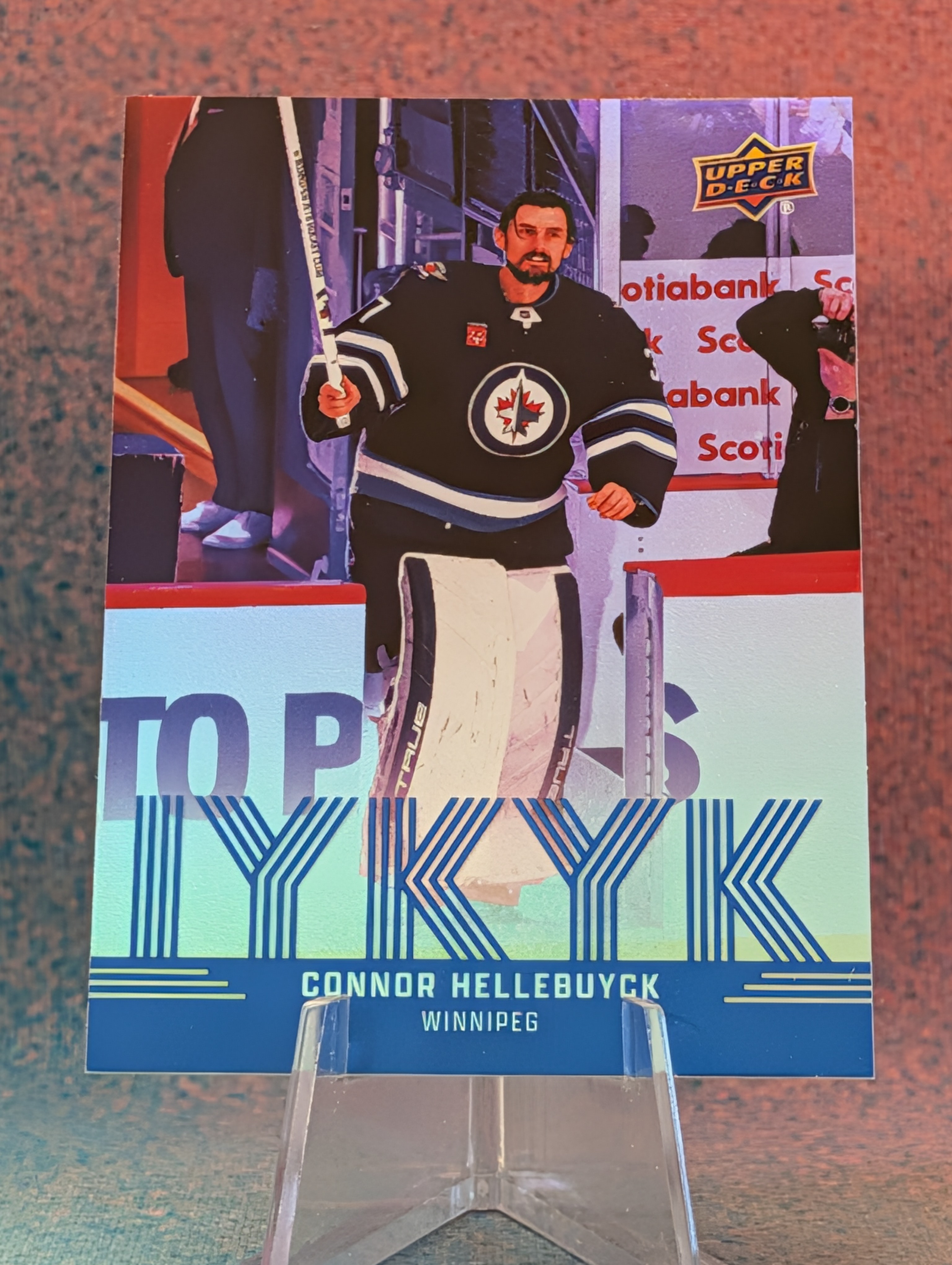 Connor Hellebuyck