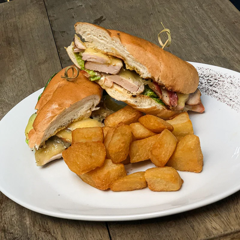 Sandwich de pollo