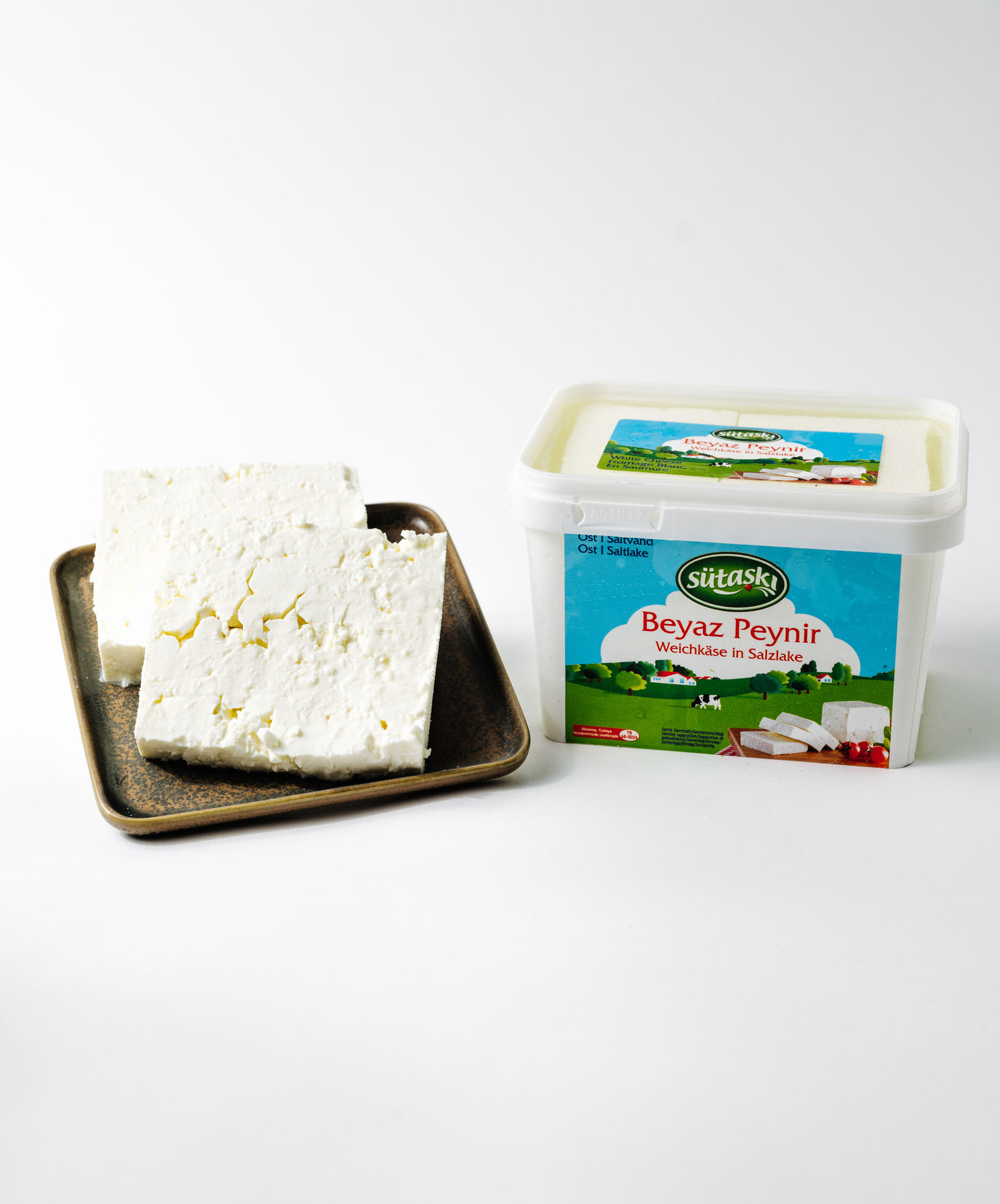 Sütaşkı White Cheese in Salt Water