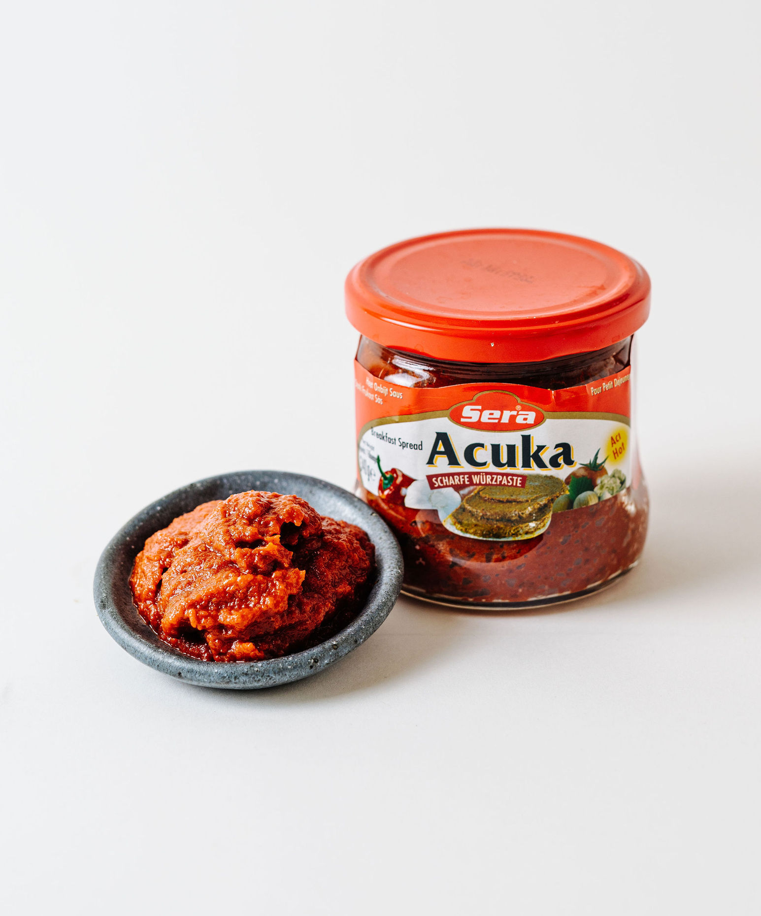 Sera Acuka Spicy Paste