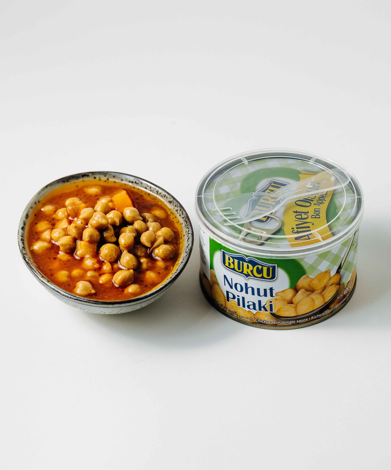 Burcu Boiled Chickpeas in Tomato Sauce