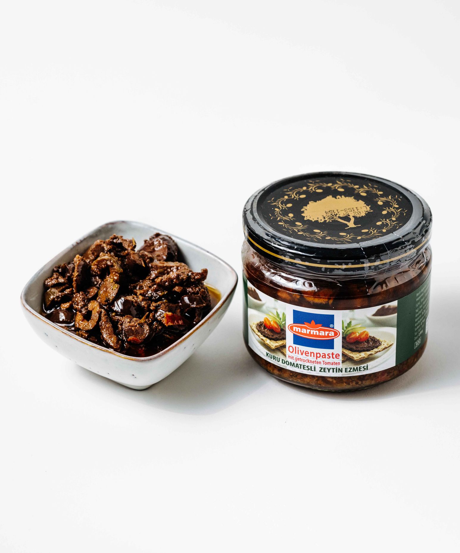 Marmara Paste with Dried Tomatoes