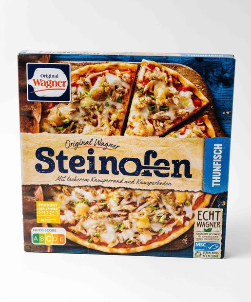 Wagner Steinofen Pizza with Tuna Fish