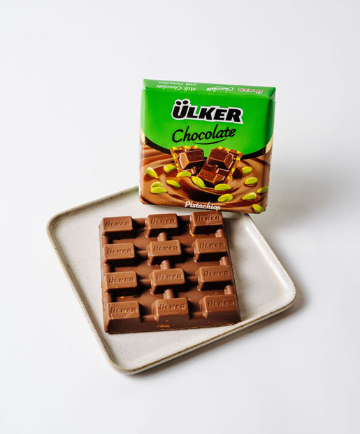 Ülker Chocolate Tablet with Pistacchio