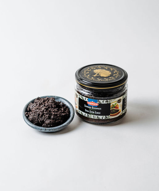 Marmara Fesleğenli Zeytin Ezmesi (Tapenade)