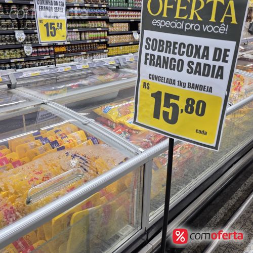 Sobrecoxa de Frango Congelada Sadia Bandeja 1kg
