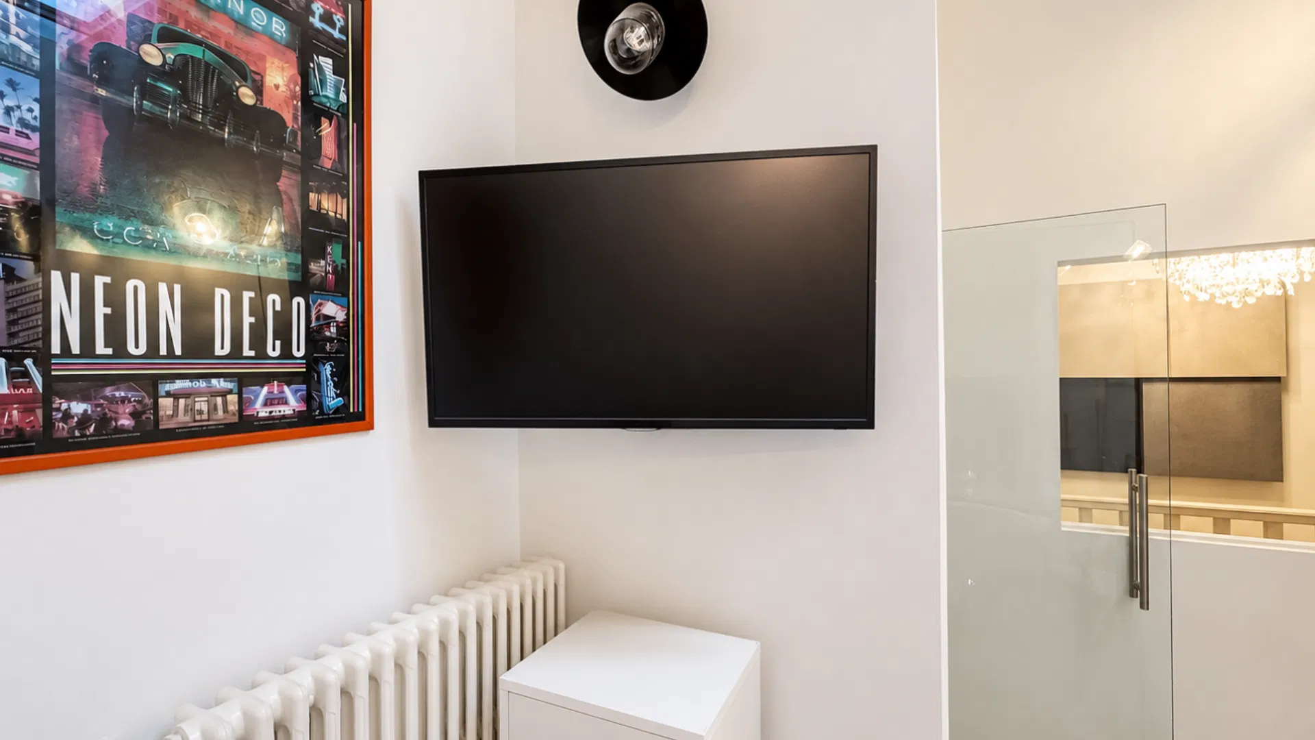 Meeting Room Ensor
