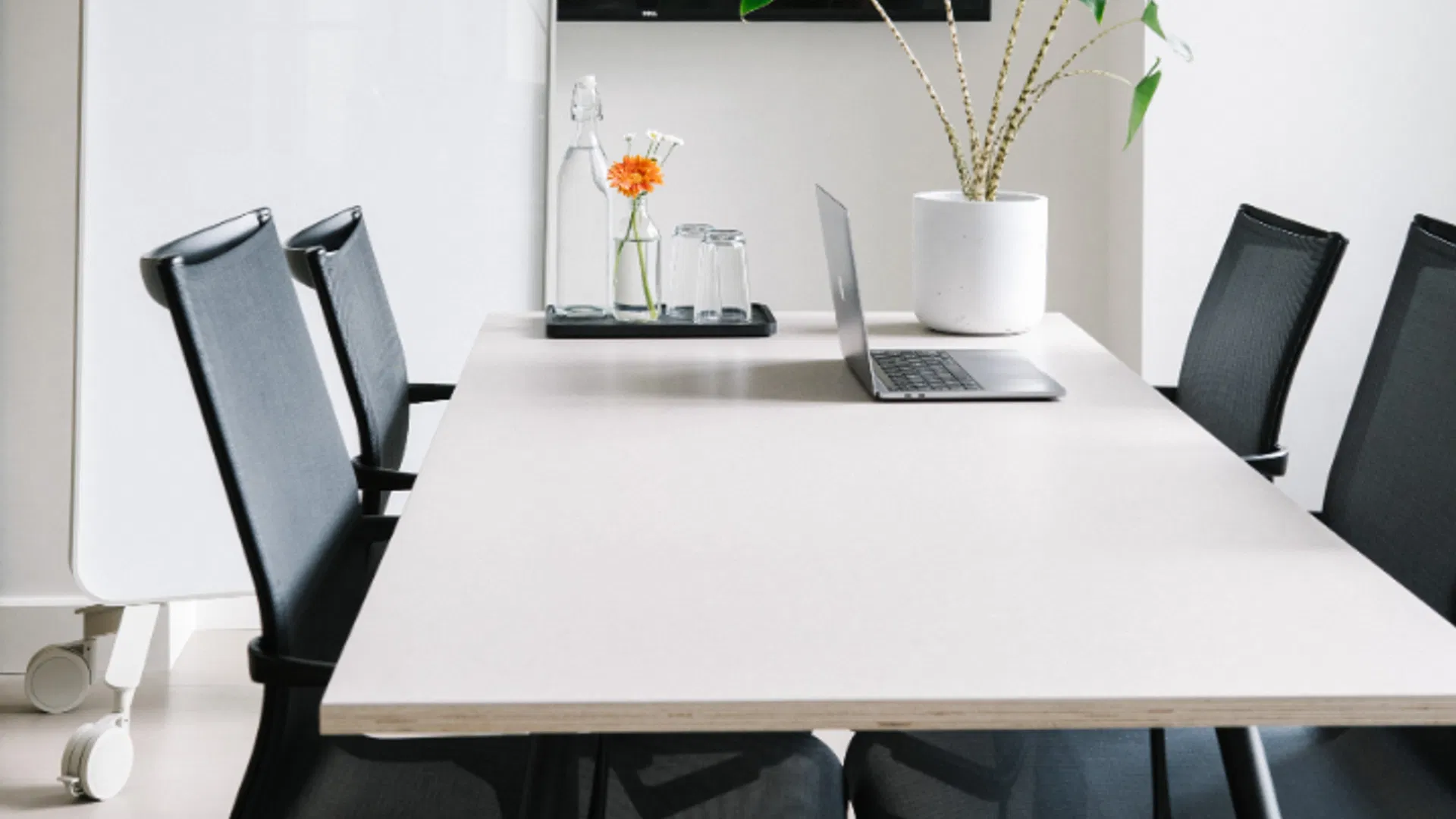 Small Meeting Room