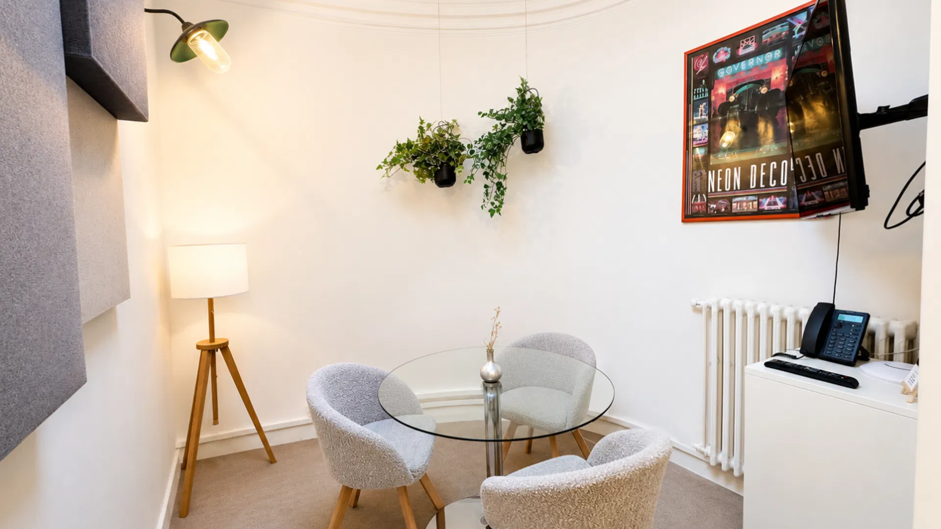 Meeting Room Ensor