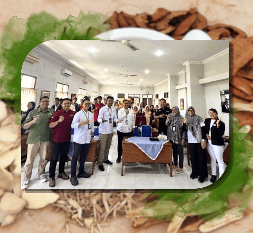 PT Bintang Toedjoe through its Komix Herbal brand held a Talk Show when Gen-Z gets to know herbs in Jember.