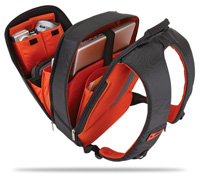 MOCHILA LOGITECH KINETIK 15.4