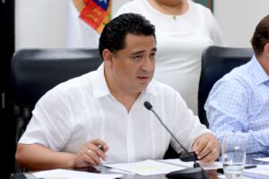 La XV Legislatura continuará en la ruta de la transparencia: Eduardo Martínez Arcila, presidente de la Gran Comisión del Congreso del Estado.