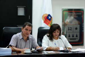 Diputados, Juan Carlos Pereyra y Eugenia Solís Salazar, integrantes de la Comisión Instructora