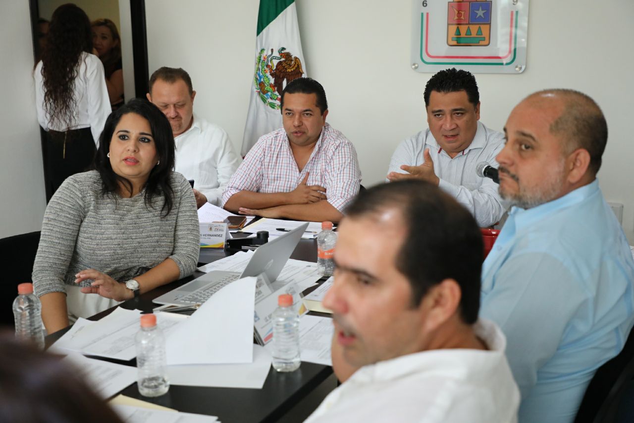 El proceso electoral dará inicio entre el 15 y 20 de diciembre, anuncia Eduardo Martínez Arcila, Presidente del Congreso.