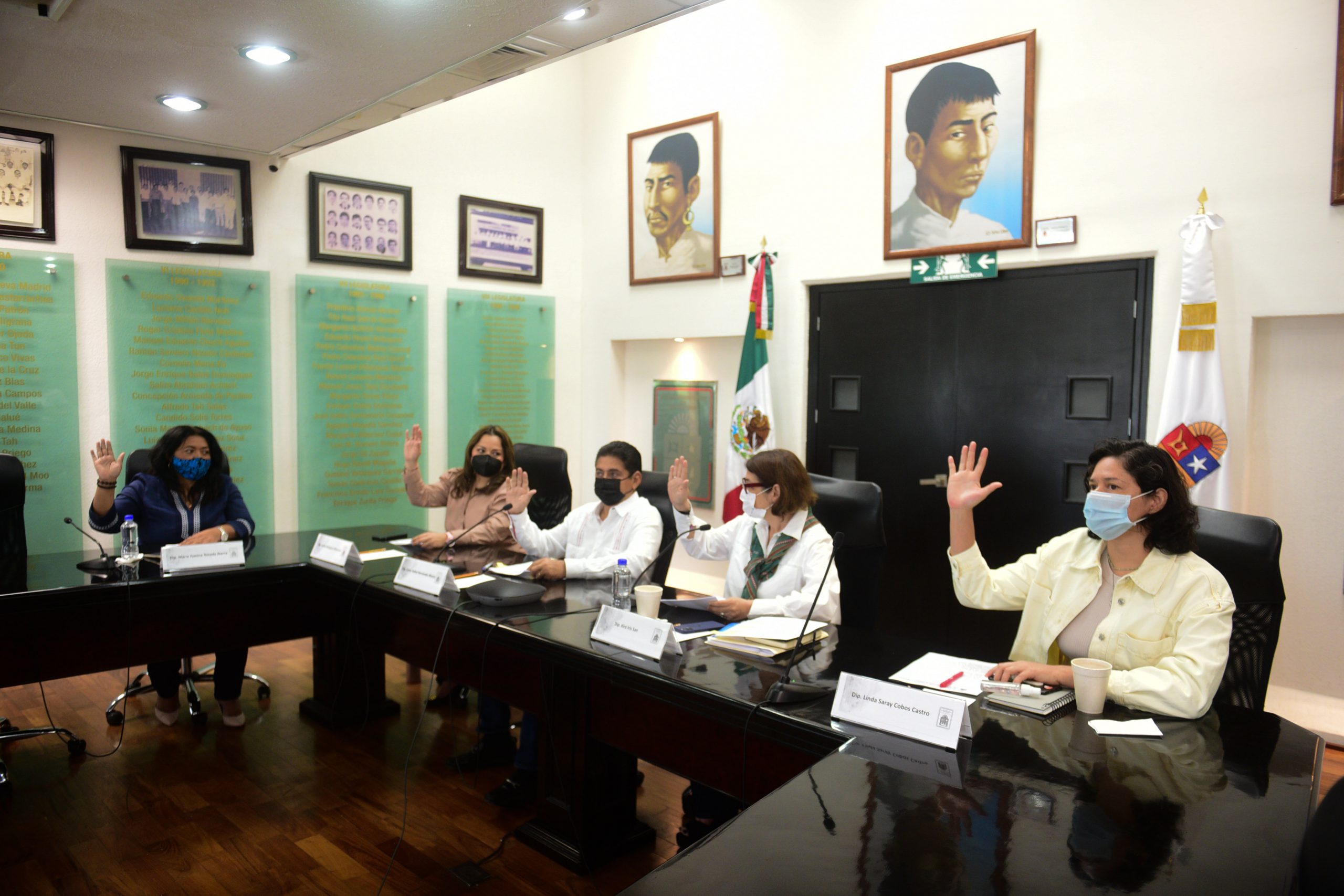 La Comisión Permanente de la XVI Legislatura del Estado de Quintana Roo turnó a comisiones para su análisis correspondiente, cinco iniciativas en materia de archivo, salud, legislativa, y participación ciudadana.