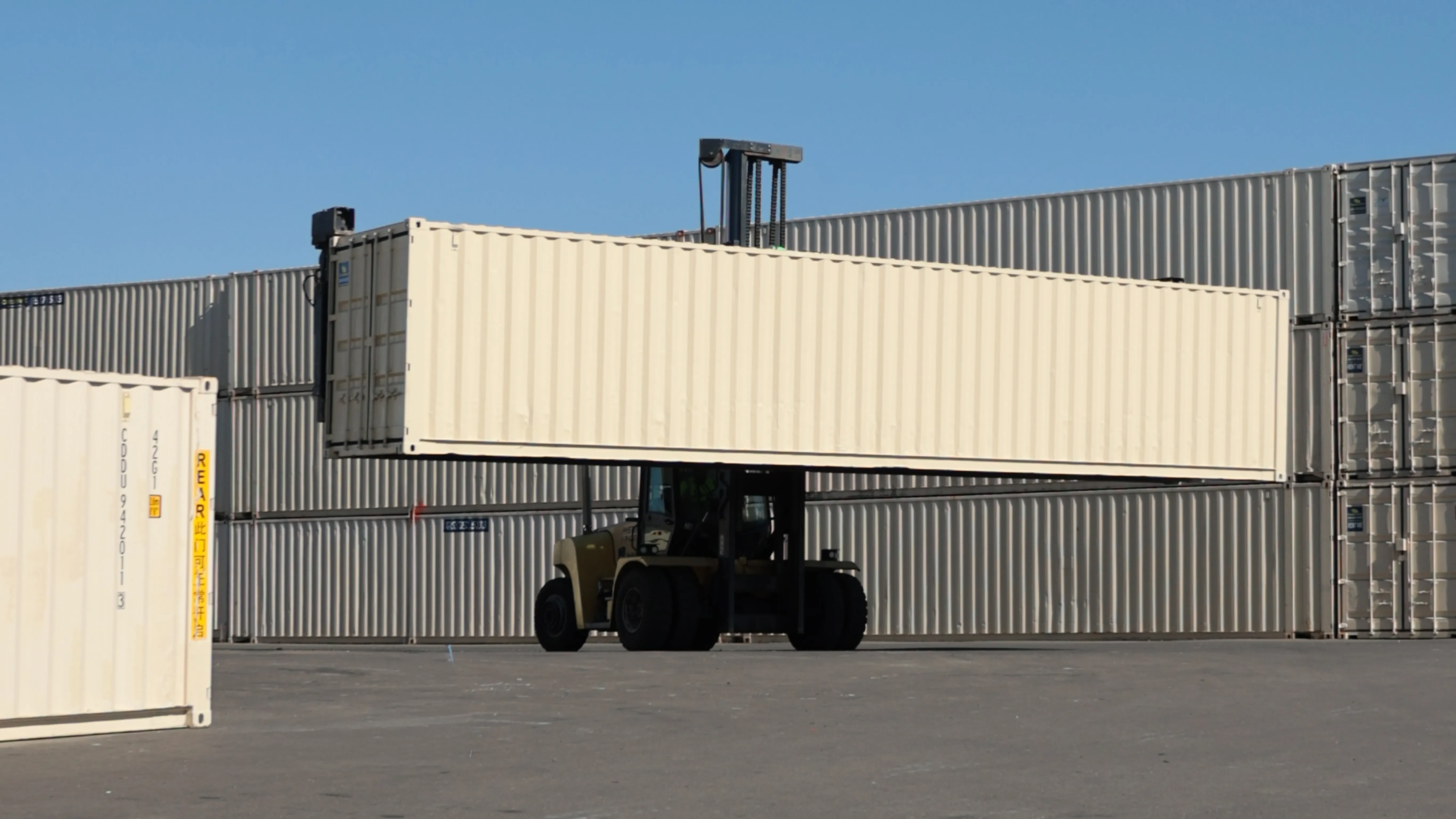 Conexwest yard and containers