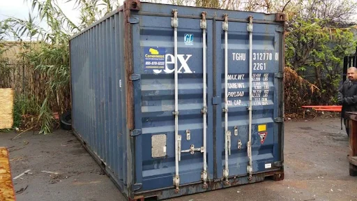 Conexwest inspects every used container to make sure that they are capable of handling goods for storage and transport.