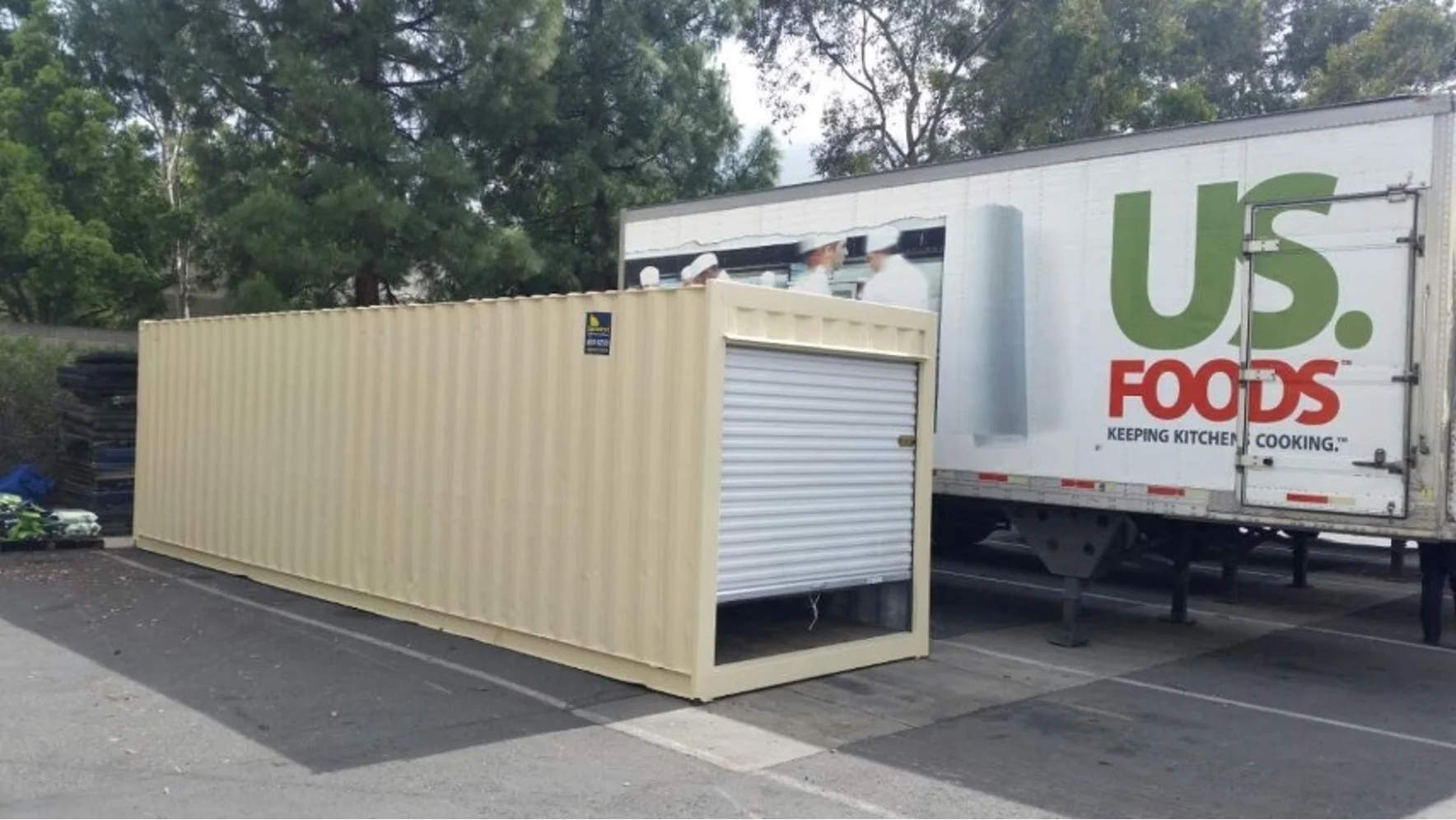 Container
