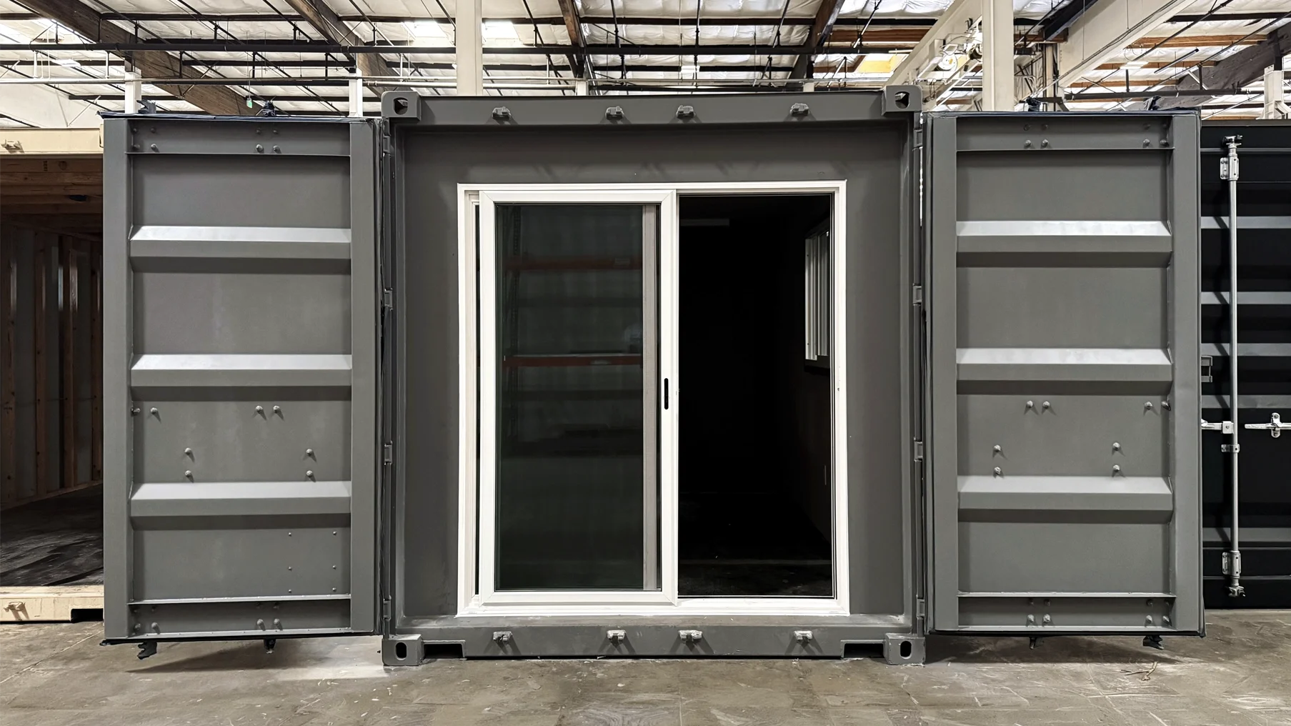 Container windows installation