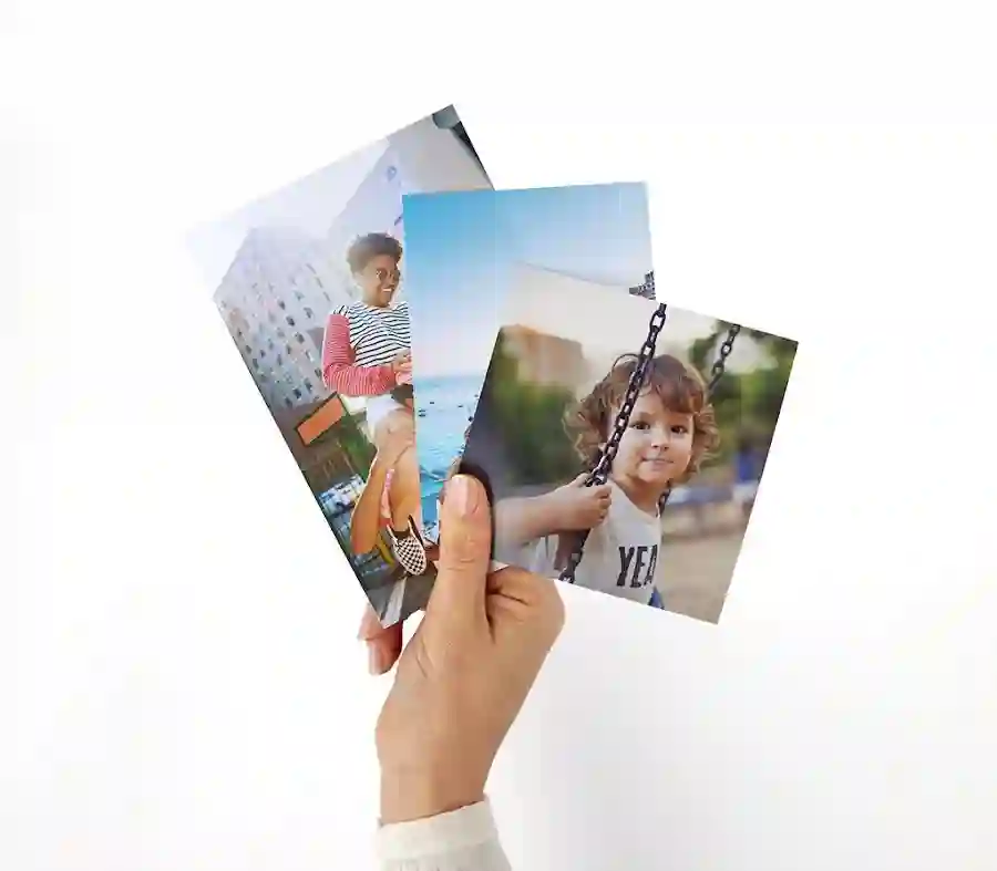 Dekopix Imprimir Revelar Fotos Online. Caja más Fotografías Pequeñas de  5x7,5 cm. Regalo Personalizado Colores (40 Fotos 5x7,5cm, Rojo)