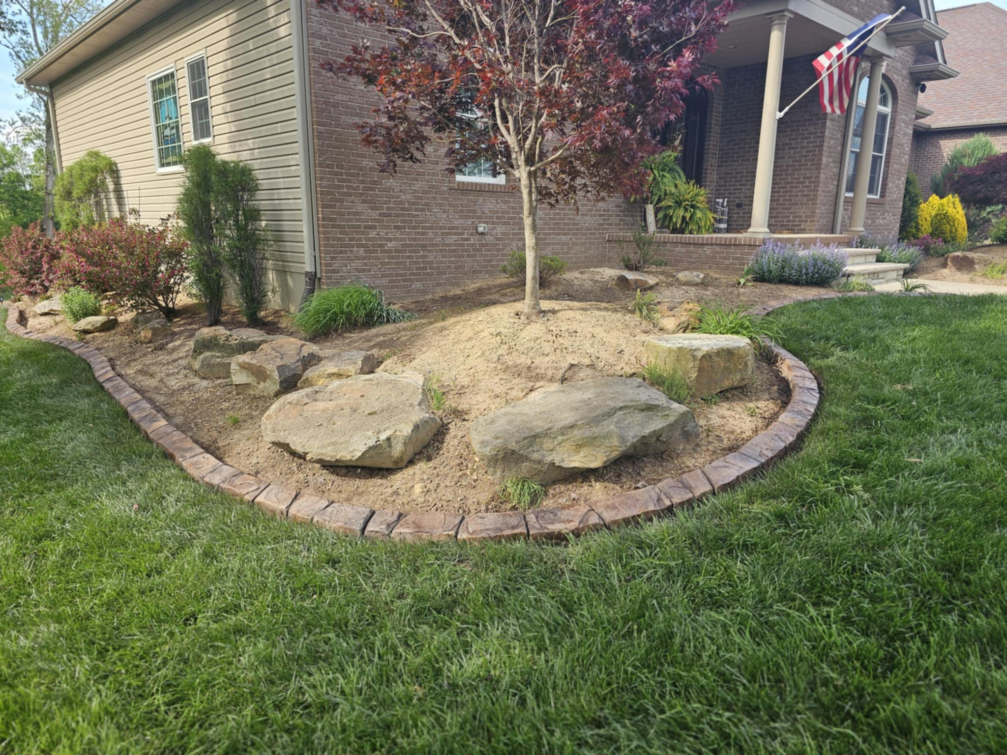 Seamless Concrete Borders That Withstand Indiana Weather