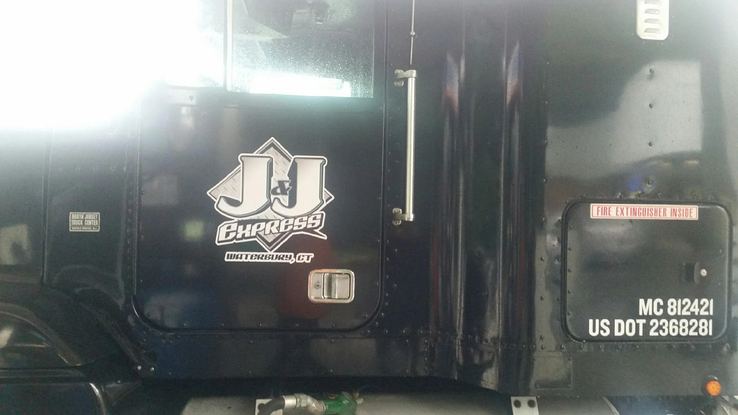 Bespoke Vinyl Lettering and Truck Door Signage Solutions
