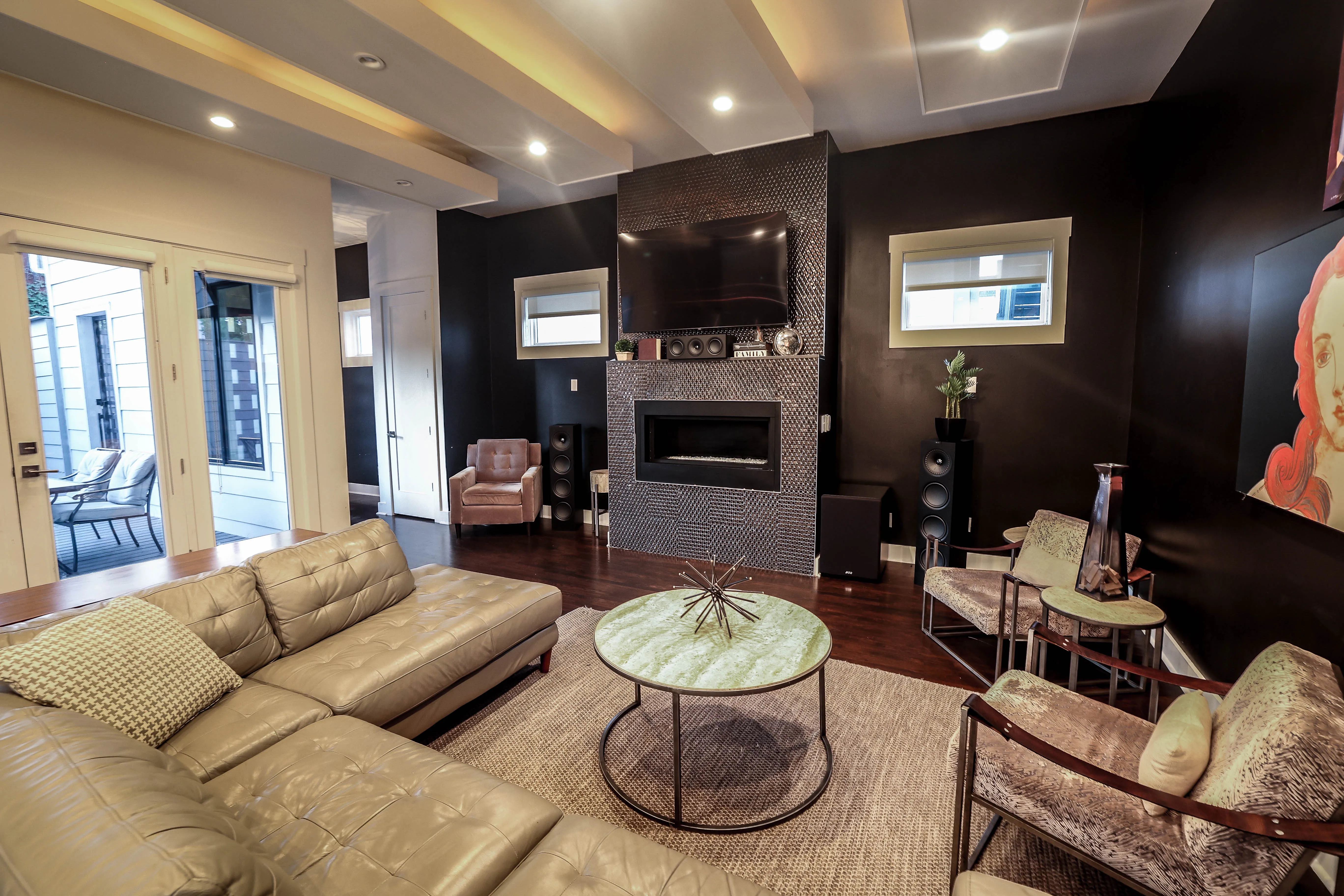 Modern bedroom at Book 615 Nashville — upscale furnishings in luxury short-term rental in The Gulch