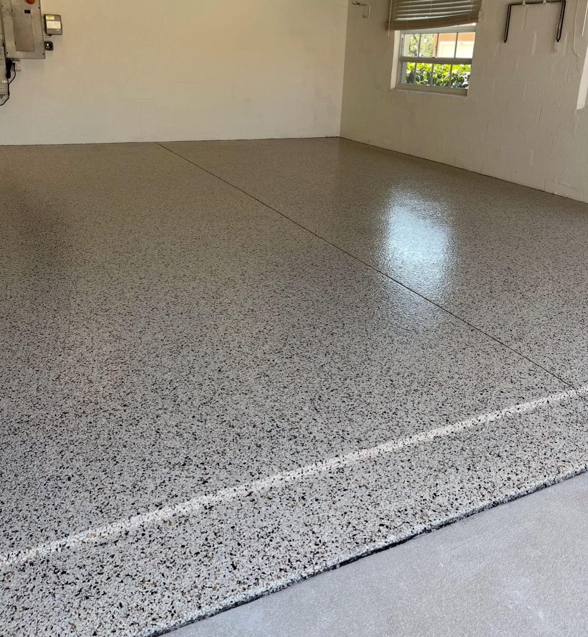 Advantages of Polyaspartic Garage Floor Coatings