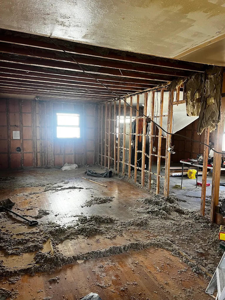 Swisher IA Water Damage Restoration Experts | Browns Floor Care