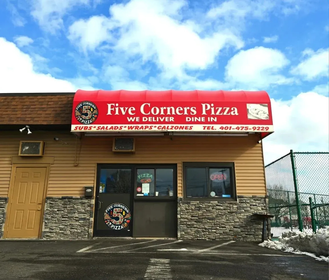 Savor the Great Tastes of Gourmet Pizza at Five Corners Pizza Restaurant