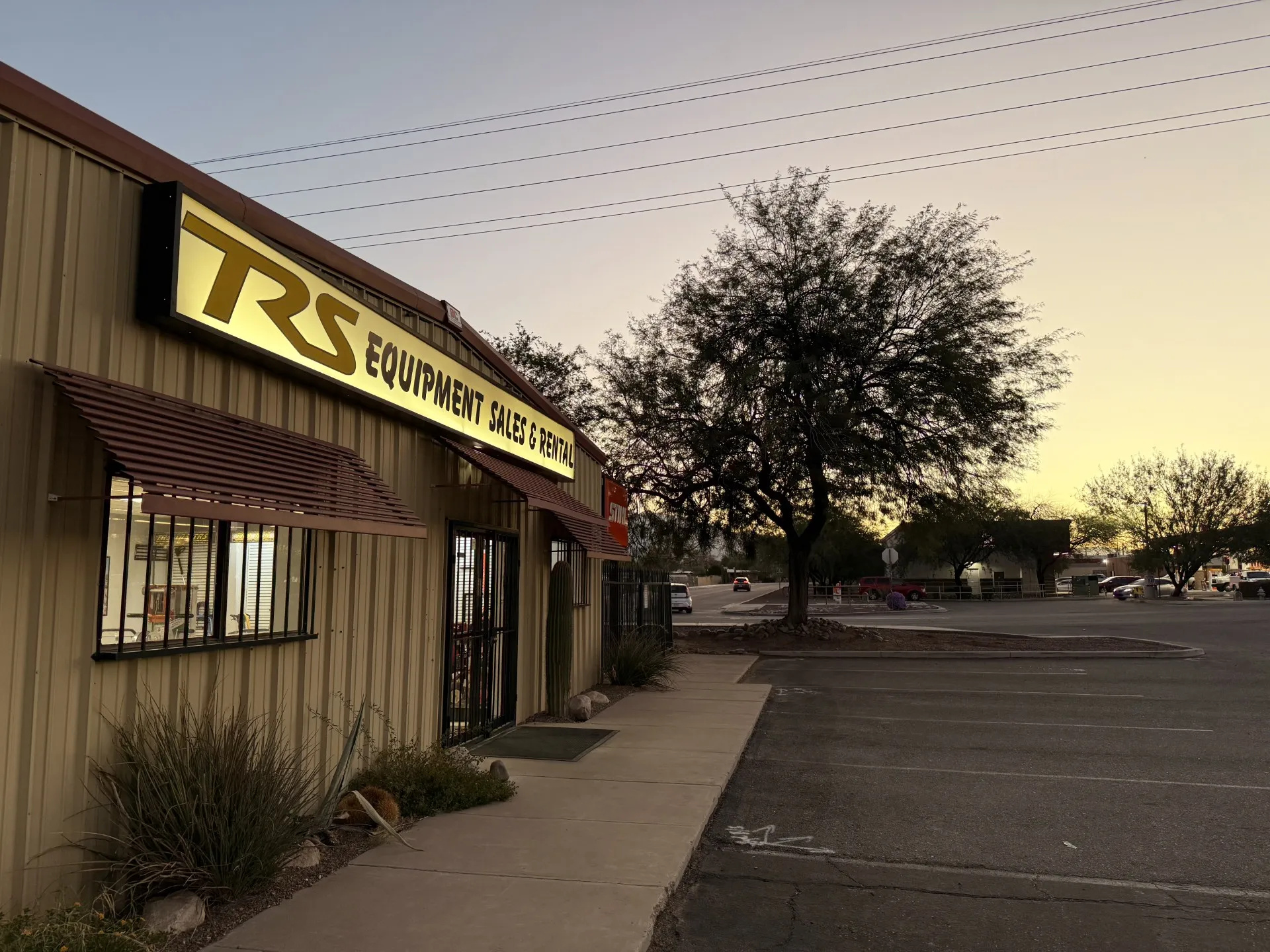 Top-notch Equipment Rental Solutions in Tucson Since 1987