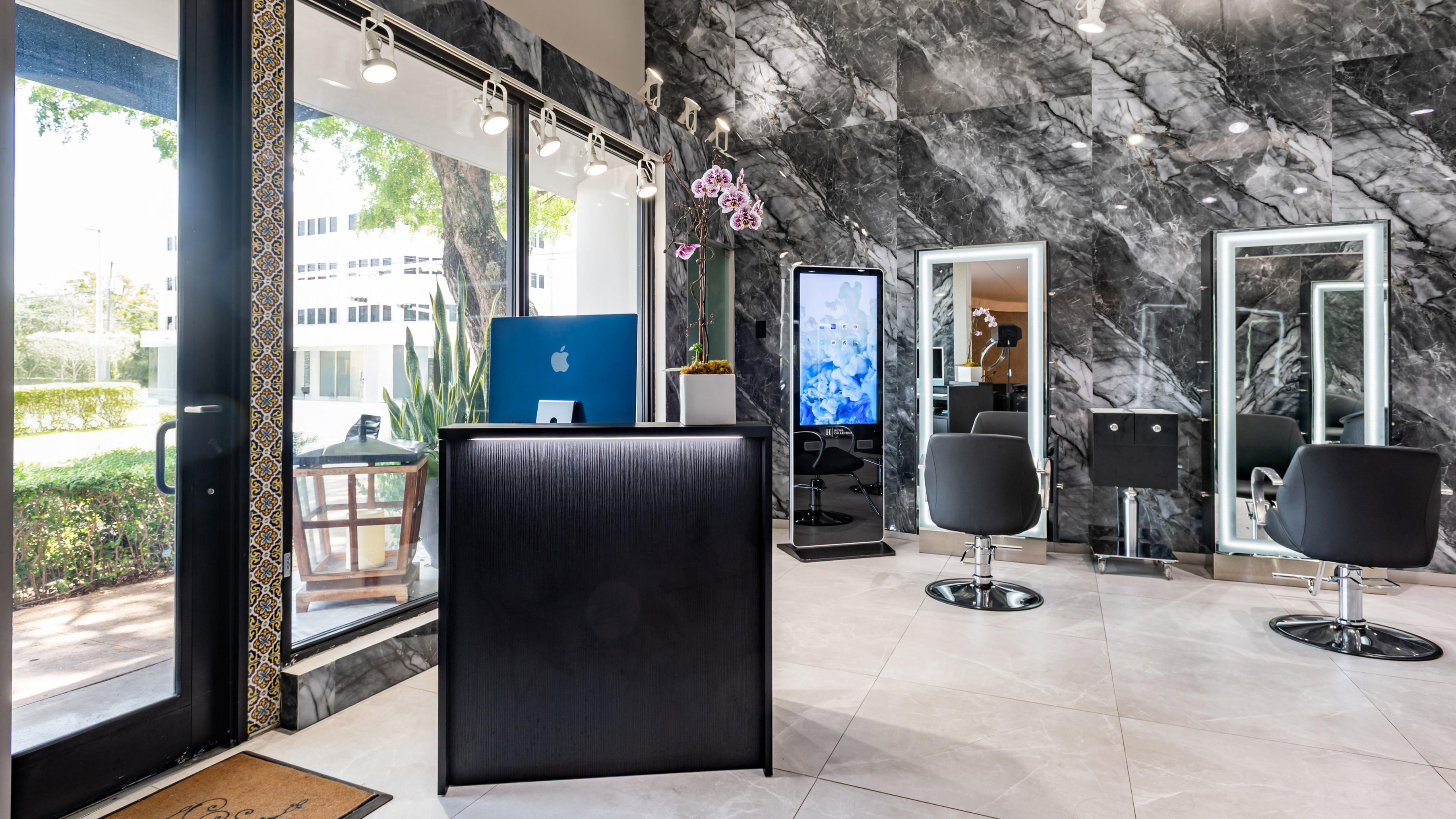 Expert Color Artistry at a Coral Gables Boutique Salon