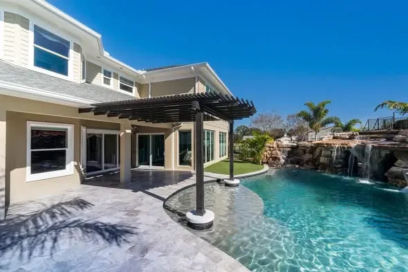 Luxury Custom Pools