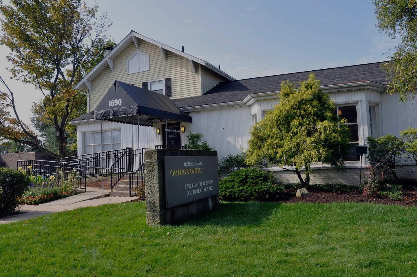 Akron OH Braces for Adults & Teens | Dietrich Family Orthodontics