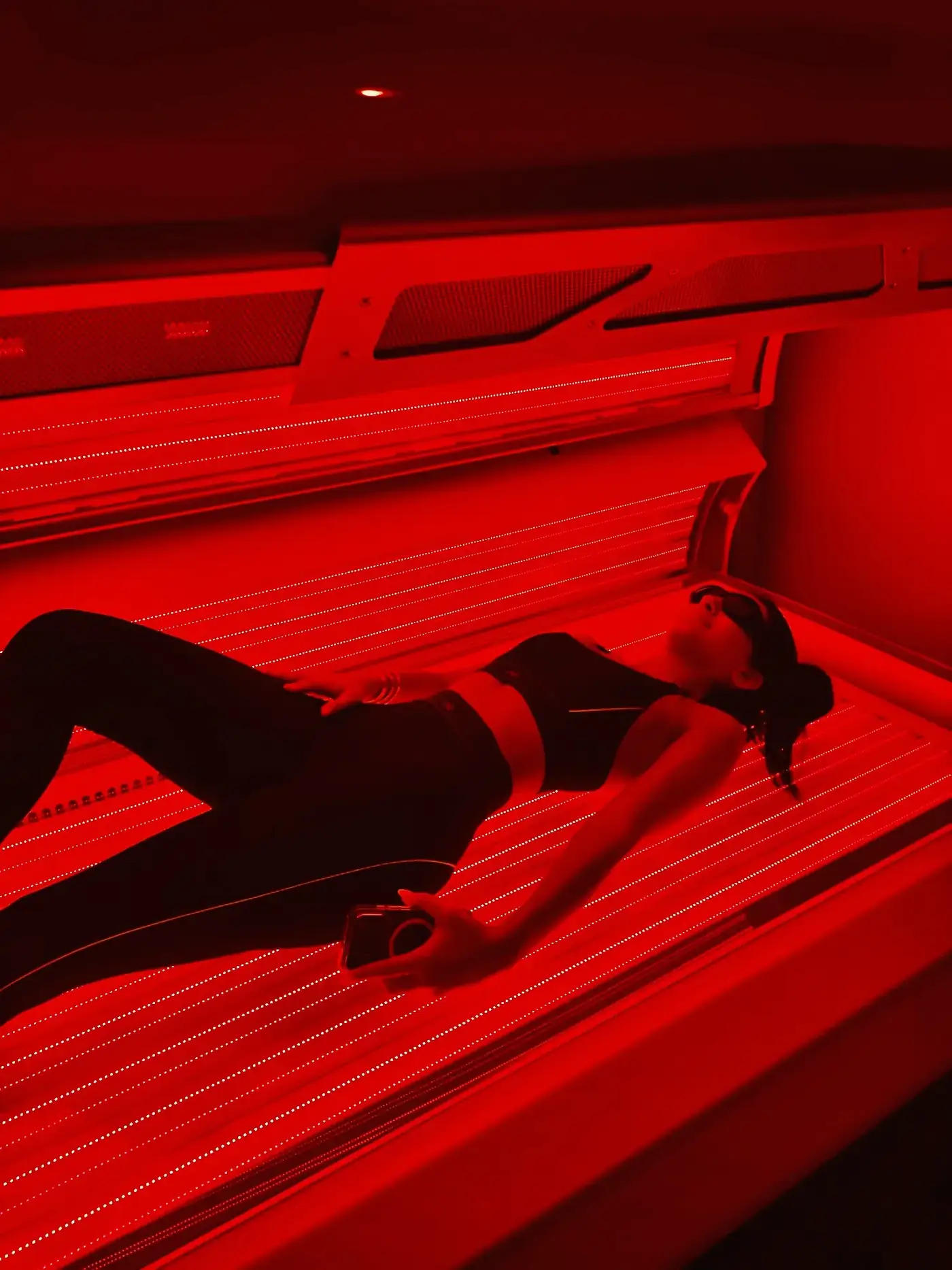 Red Light Therapy: Illuminate Your Wellness