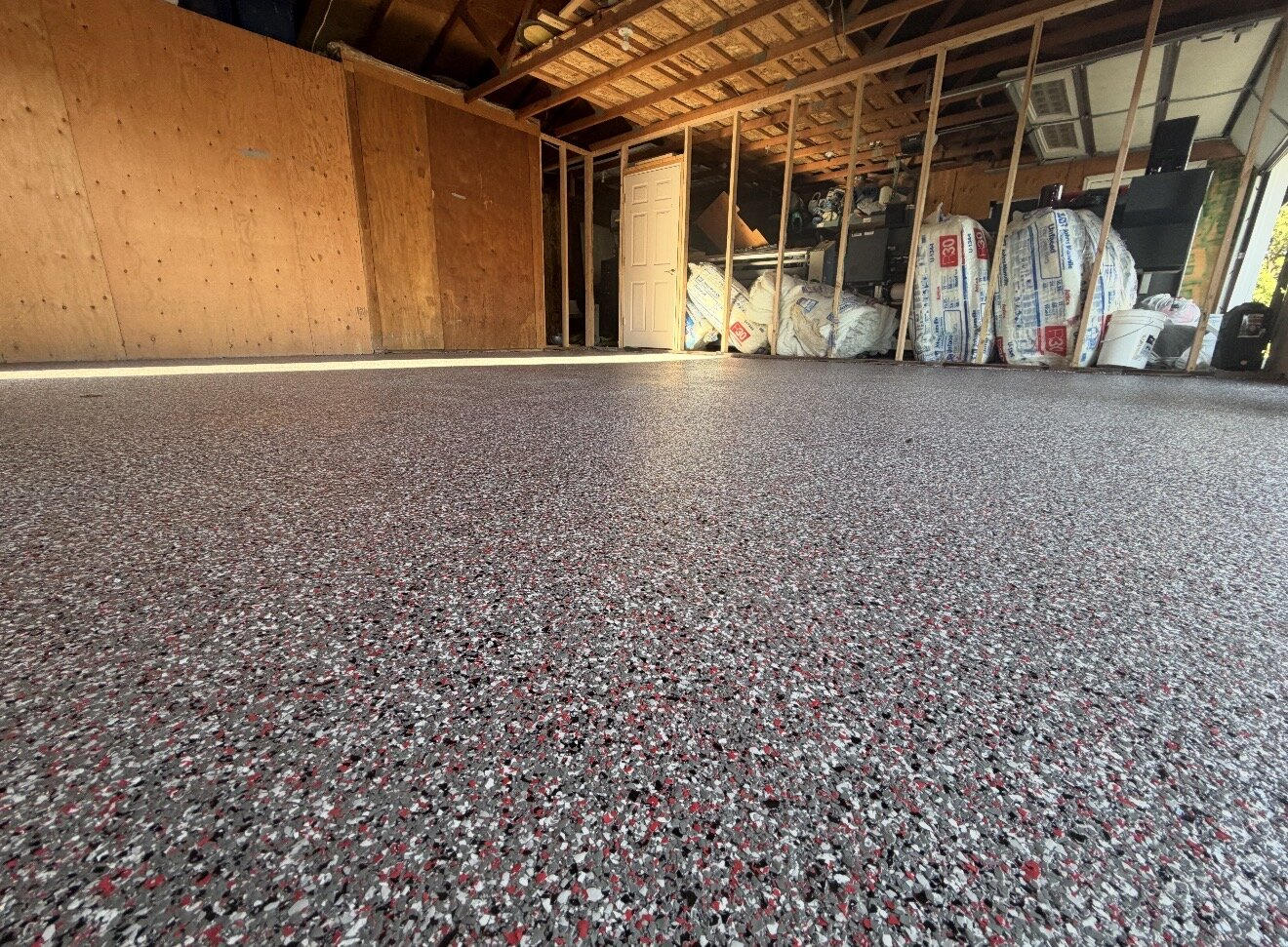 Outdoor Patio Coatings That Resist Bend's Intense UV Exposure