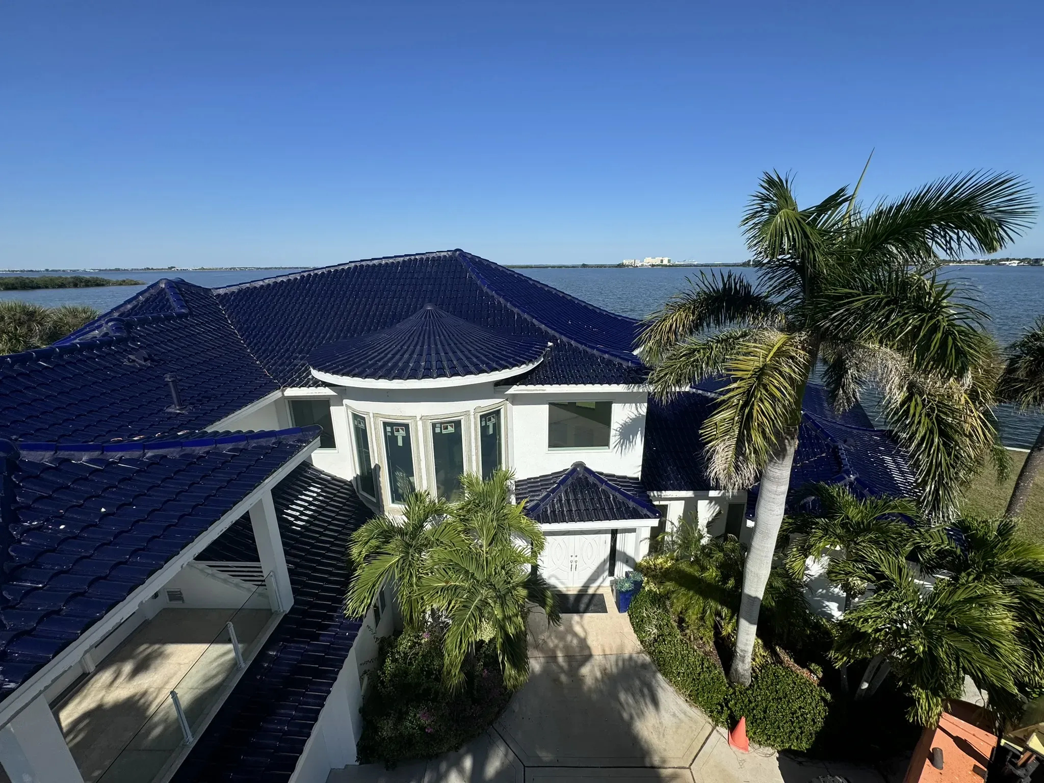Expert Roofing Services with American Masters Roofing Florida