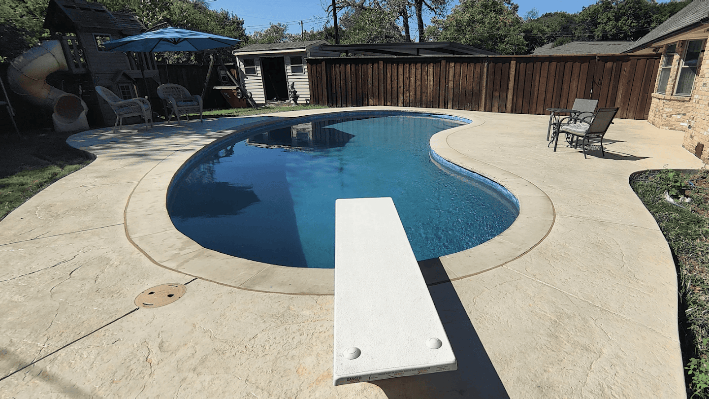 Choosing the Right Finish for Your Fort Worth Pool