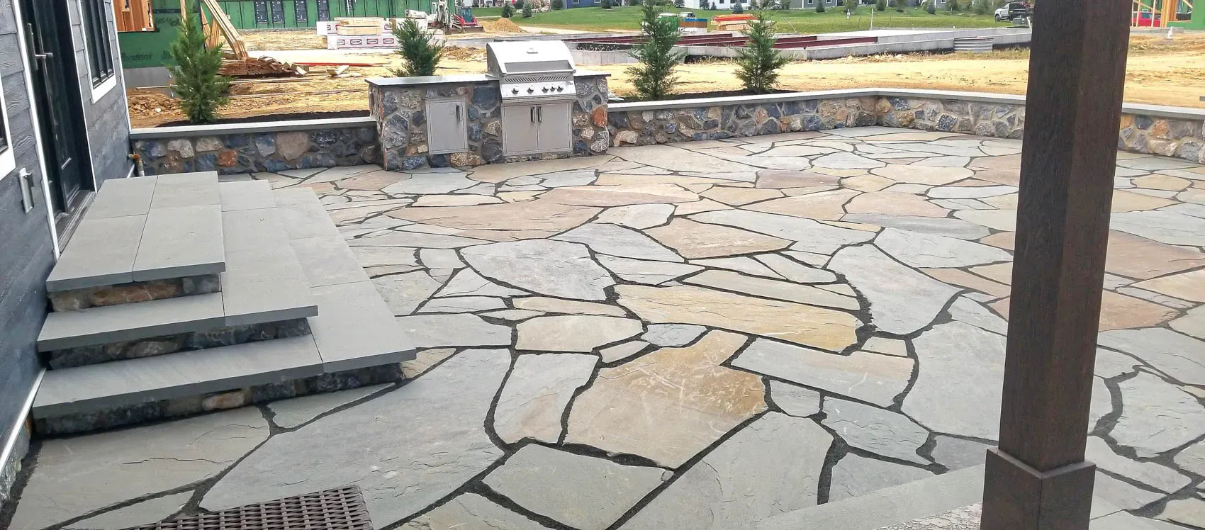 Steps for Installing Polymeric Sand with Flagstone