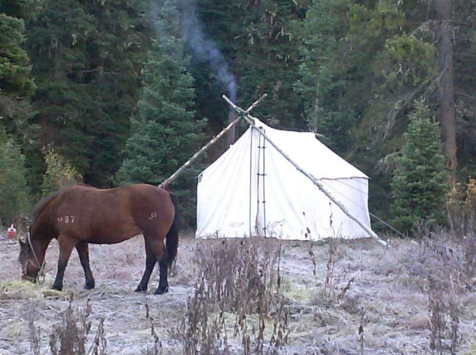 Why Choose Canvas Hunting Tents?