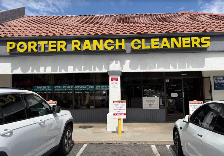 Premier Dry Cleaning Services in Porter Ranch