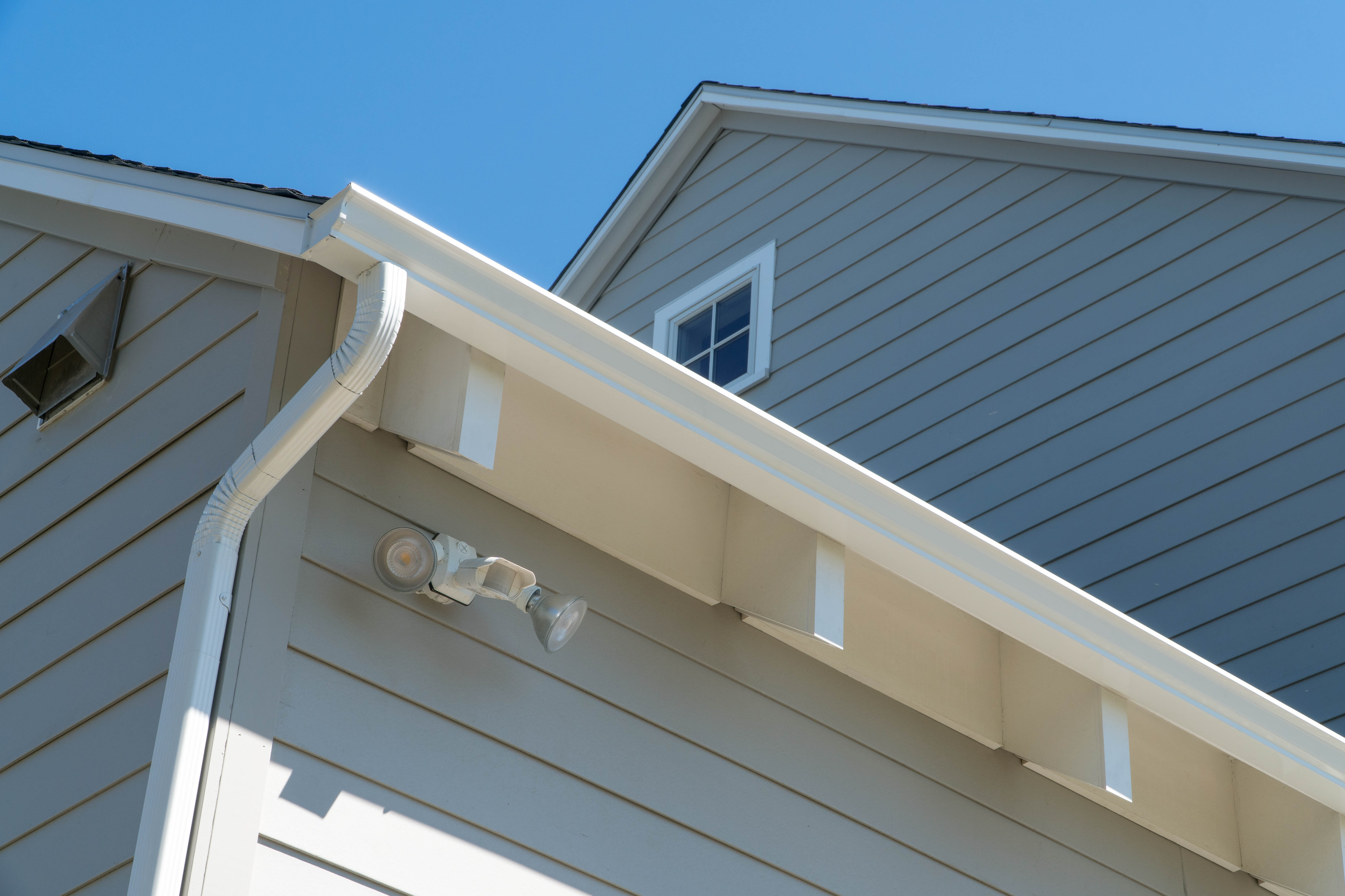 Gutter Replacement Solutions for Your Home